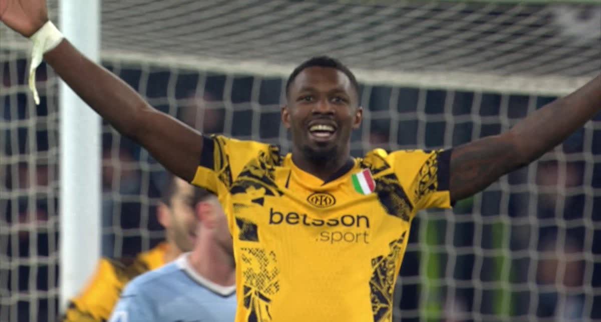 队在与对手 队在与对手