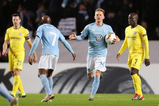 现常常给球 现常常给球