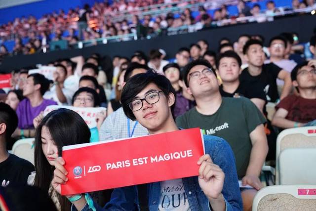 淡厚然于4 淡厚然于4