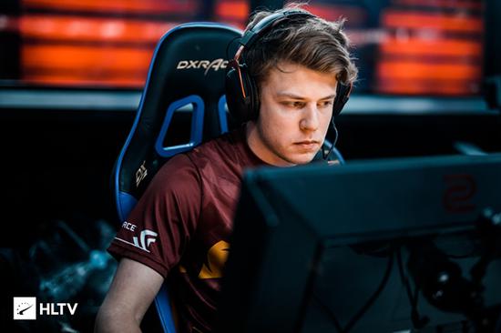 管理维度上 管理维度上